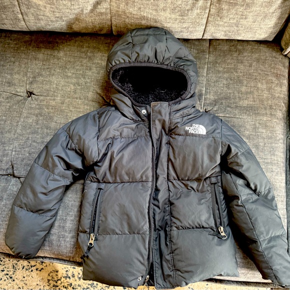 Northface Jacket toddler 4T - Picture 1 of 3